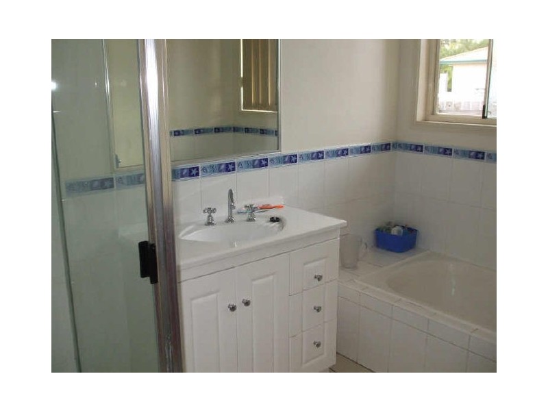 76 Hampton Drive, Tannum Sands QLD 4680