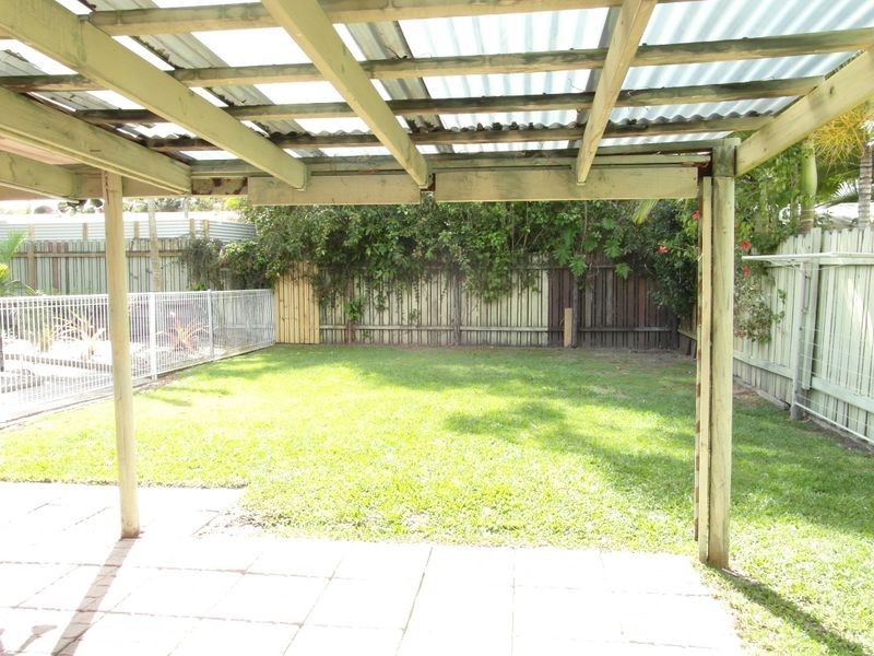 11 BEVINGTON STREET, Tannum Sands QLD 4680