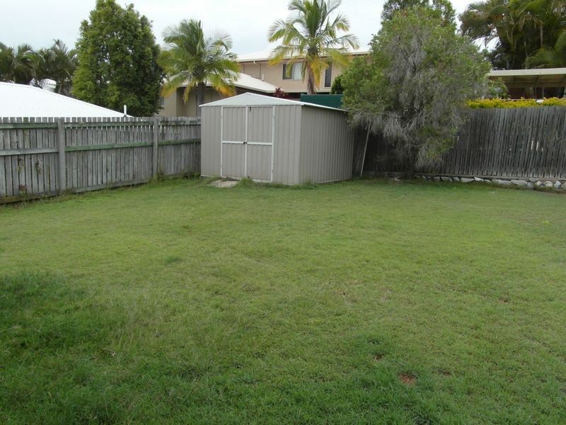 11 Geoffrey Thomas Drive, Tannum Sands QLD 4680