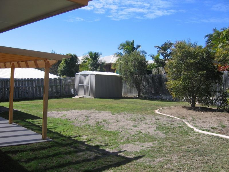 11 Geoffrey Thomas Drive, Tannum Sands QLD 4680