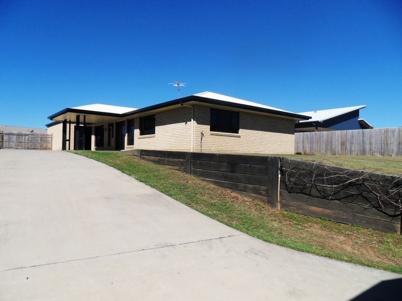 16 GOLFVIEW DRIVE, Boyne Island QLD 4680