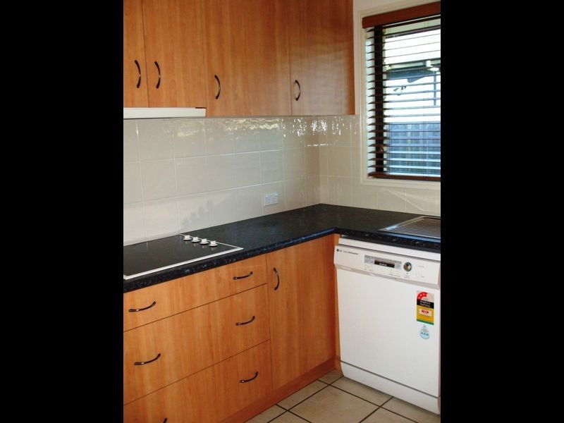 16 GOLFVIEW DRIVE, Boyne Island QLD 4680