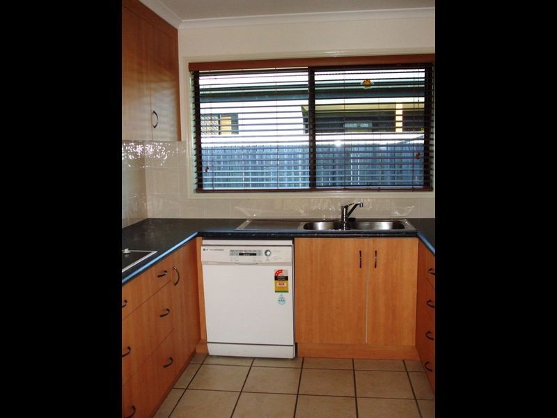 16 GOLFVIEW DRIVE, Boyne Island QLD 4680