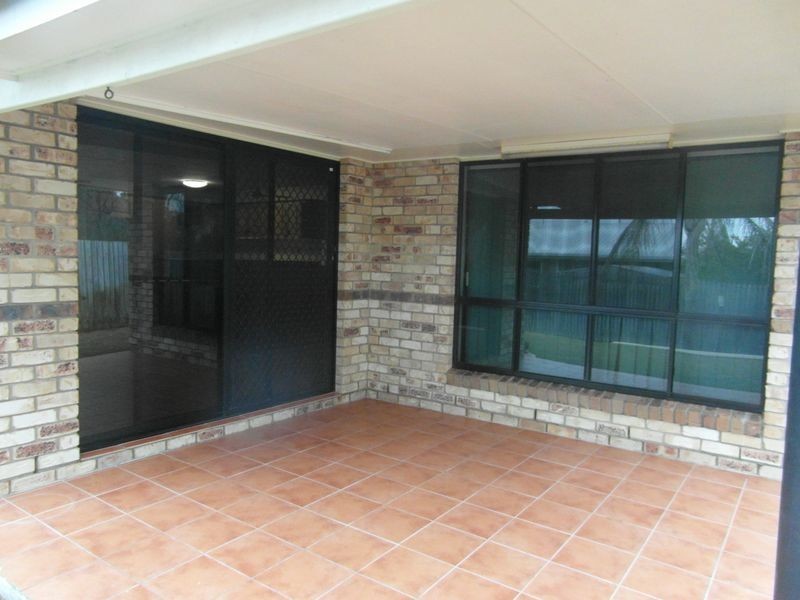 8 YARAAN COURT, Boyne Island QLD 4680