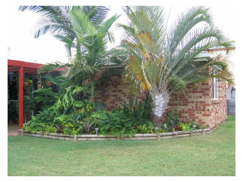 6 WATTORA CLOSE, Boyne Island QLD 4680