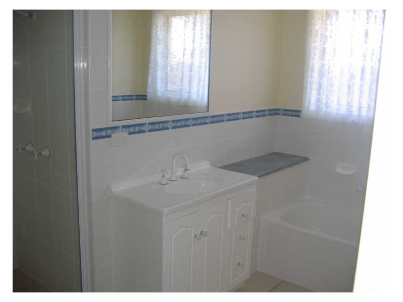 35 BEVINGTON STREET, Tannum Sands QLD 4680