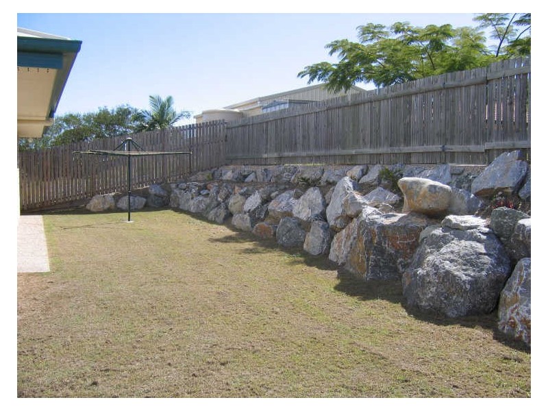 35 BEVINGTON STREET, Tannum Sands QLD 4680