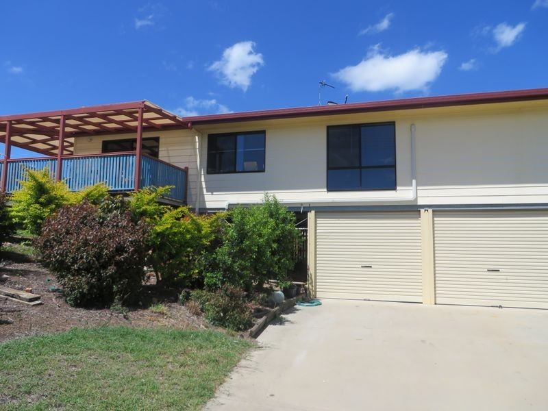 33 TYSON CRESCENT, Tannum Sands QLD 4680
