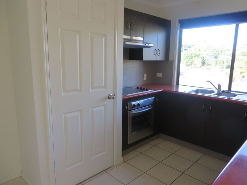 33 TYSON CRESCENT, Tannum Sands QLD 4680