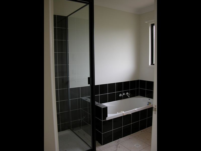 33 TYSON CRESCENT, Tannum Sands QLD 4680