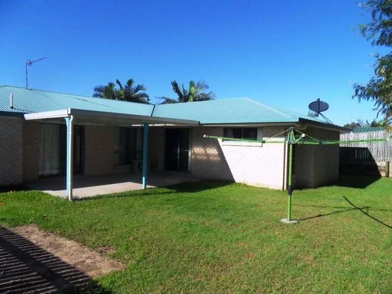 12 LATROBE STREET, Tannum Sands QLD 4680