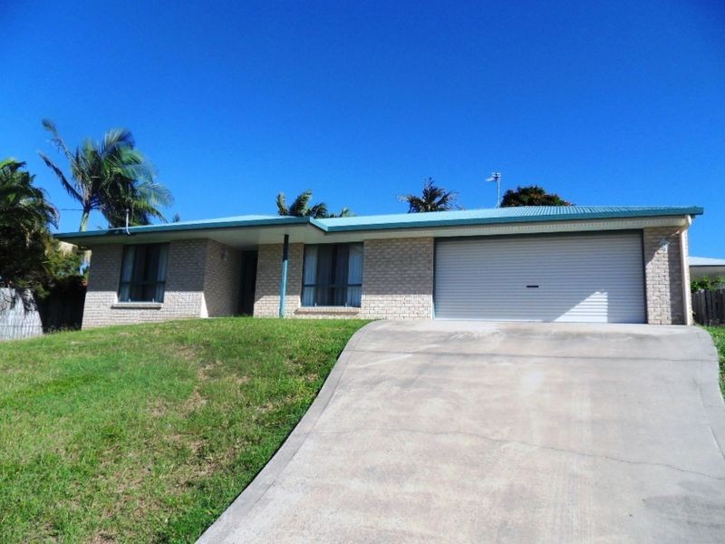 12 LATROBE STREET, Tannum Sands QLD 4680