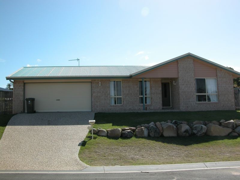 35 Pryde Street, Tannum Sands QLD 4680