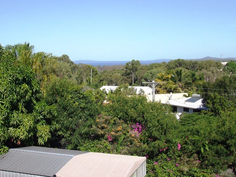 25 PACIFIC AVENUE, Tannum Sands QLD 4680