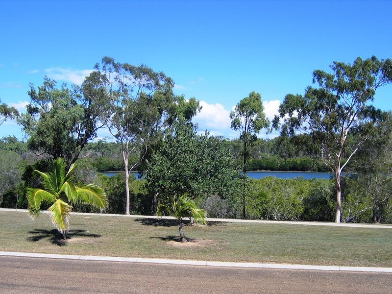 65 TARCOOLA DRIVE, Boyne Island QLD 4680
