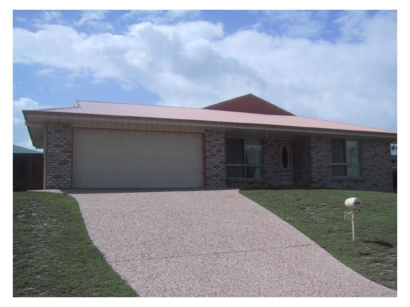 6 PRYDE STREET, Tannum Sands QLD 4680