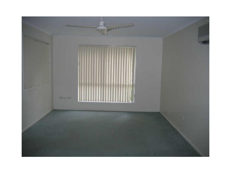 4 Charles Street, Tannum Sands QLD 4680