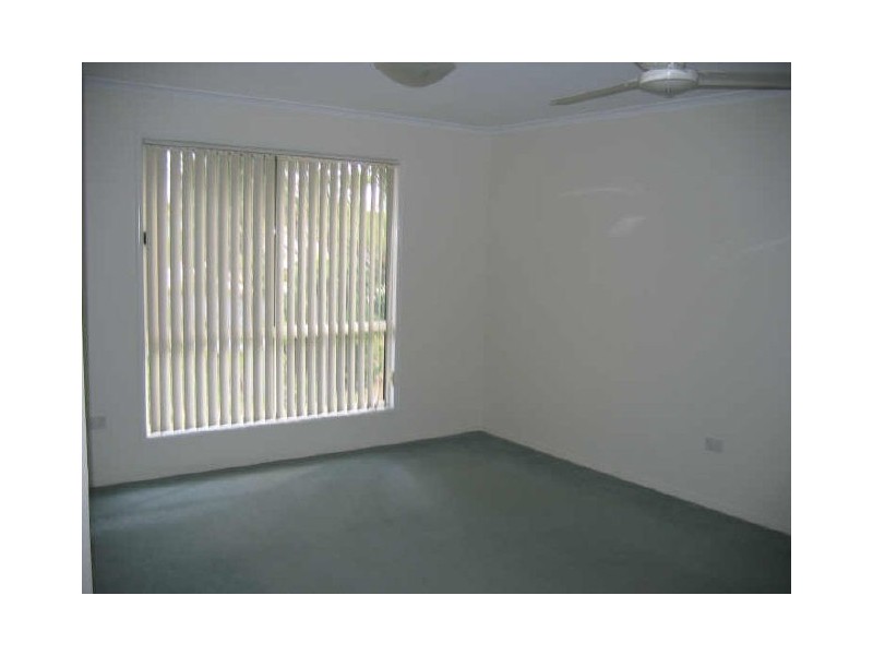 4 Charles Street, Tannum Sands QLD 4680