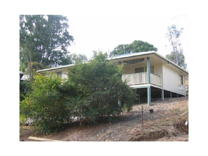 4 Charles Street, Tannum Sands QLD 4680