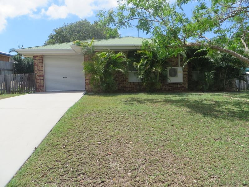 16 CURTIS AVENUE, Boyne Island QLD 4680