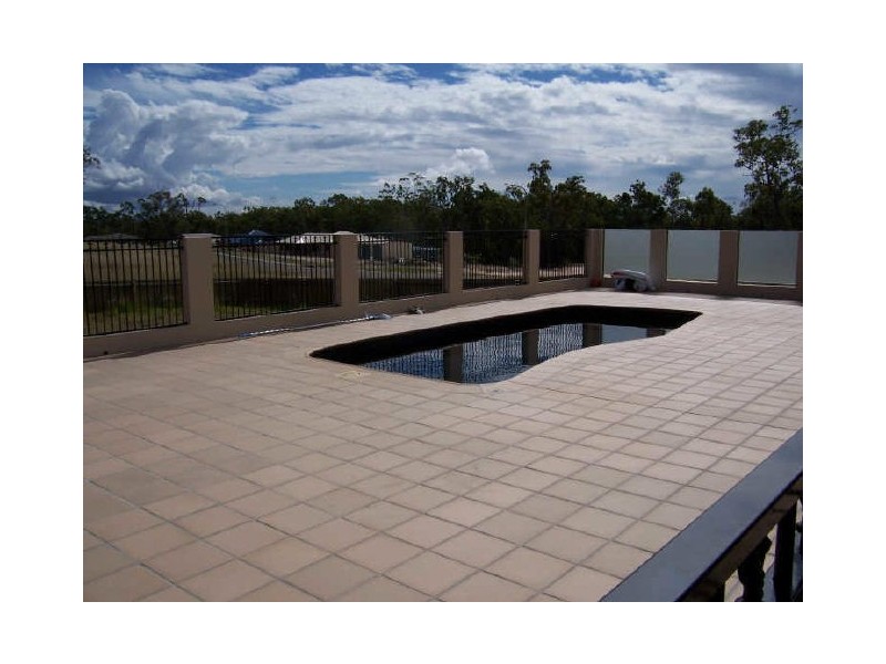 13 Plimsoll Court, Tannum Sands QLD 4680