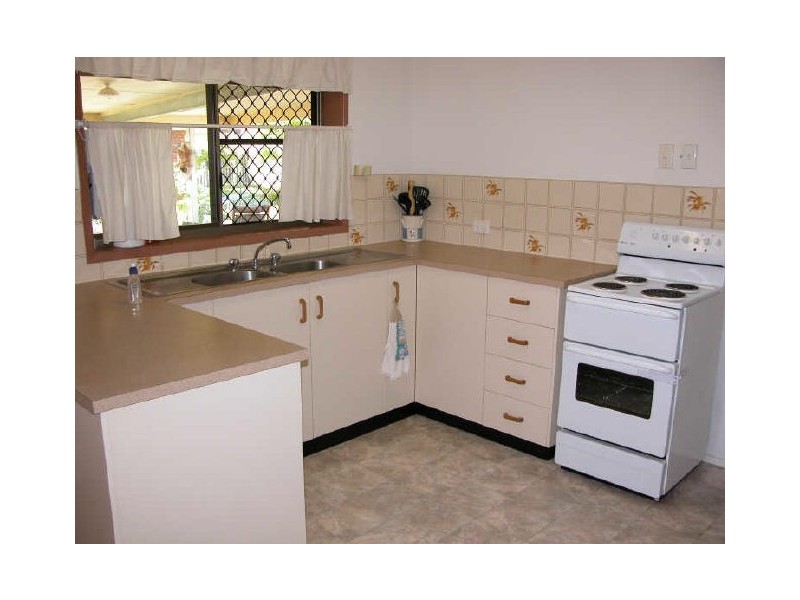 10 Chapple Court, Boyne Island QLD 4680