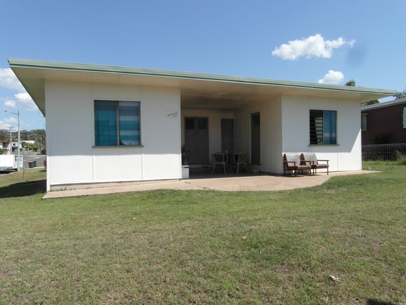 23 ISLAND ESPLANADE, Boyne Island QLD 4680