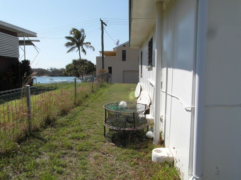 23 ISLAND ESPLANADE, Boyne Island QLD 4680