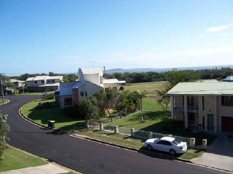 15 Gwen Street, Tannum Sands QLD 4680