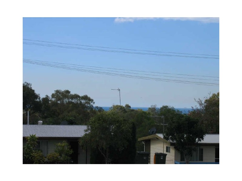 1/4 Elizabeth Street, Tannum Sands QLD 4680