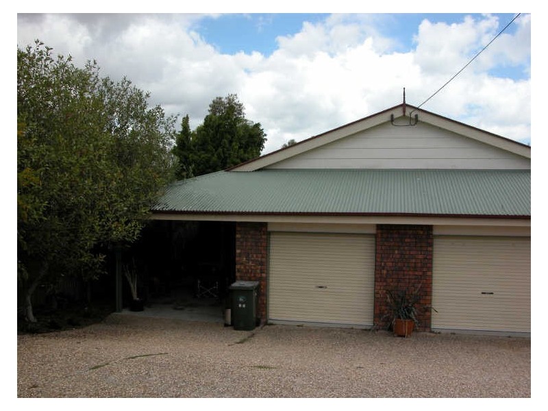 1/2 Donald Street, Tannum Sands QLD 4680