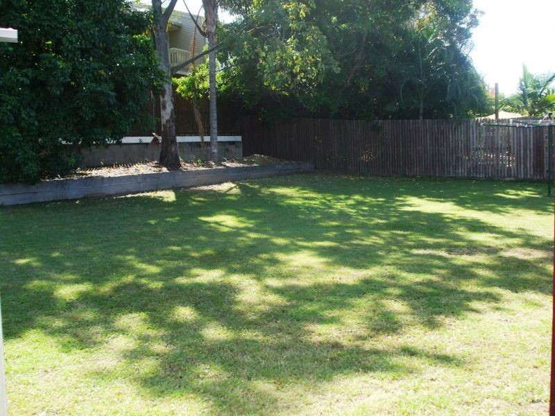 24 PARKSIDE STREET, Tannum Sands QLD 4680