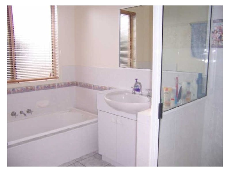 14 Geoffrey Thomas Drive, Tannum Sands QLD 4680