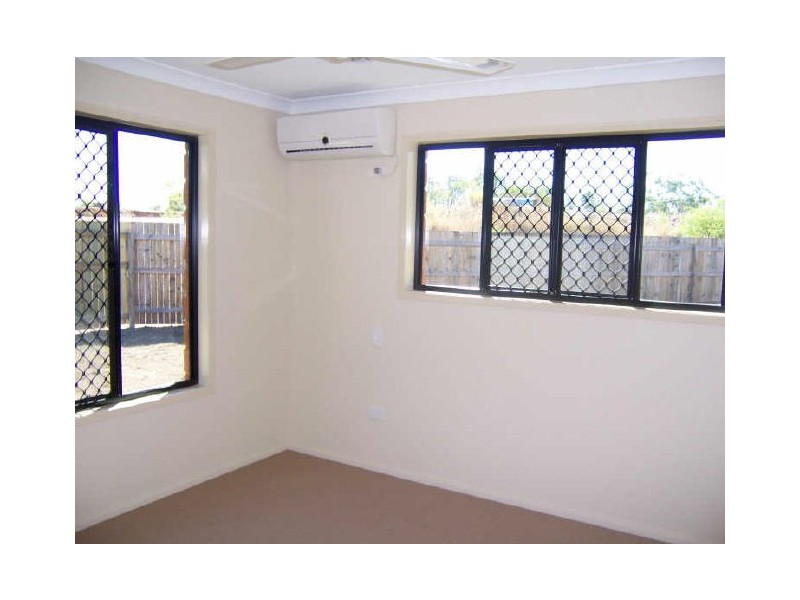 35 Longreach Court, Tannum Sands QLD 4680