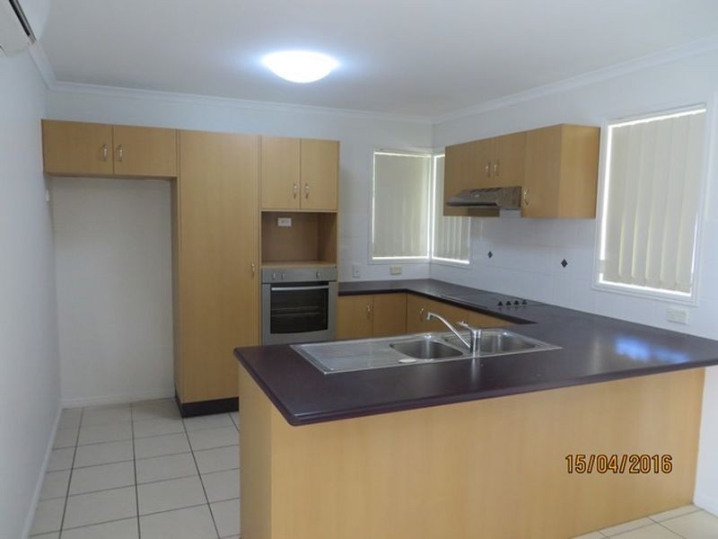 17 GOLFVIEW DRIVE, Boyne Island QLD 4680