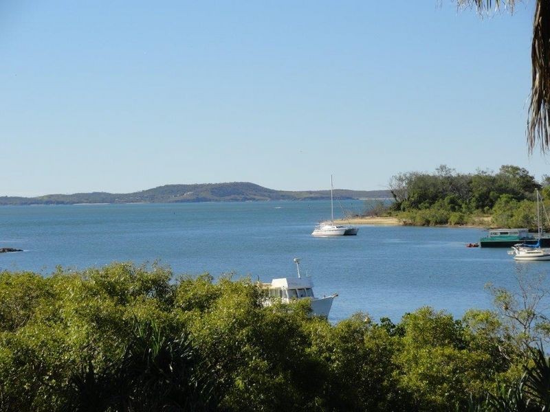 12/8A WYNDHAM AVENUE, Boyne Island QLD 4680