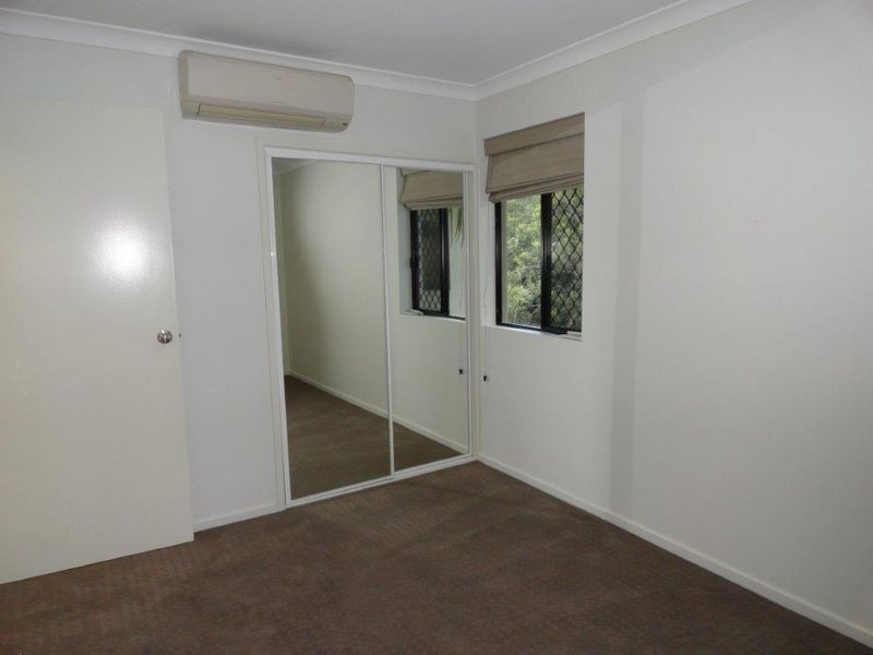 12/8A WYNDHAM AVENUE, Boyne Island QLD 4680