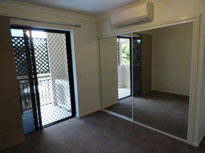 12/8A WYNDHAM AVENUE, Boyne Island QLD 4680