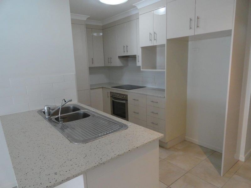 12/8A WYNDHAM AVENUE, Boyne Island QLD 4680