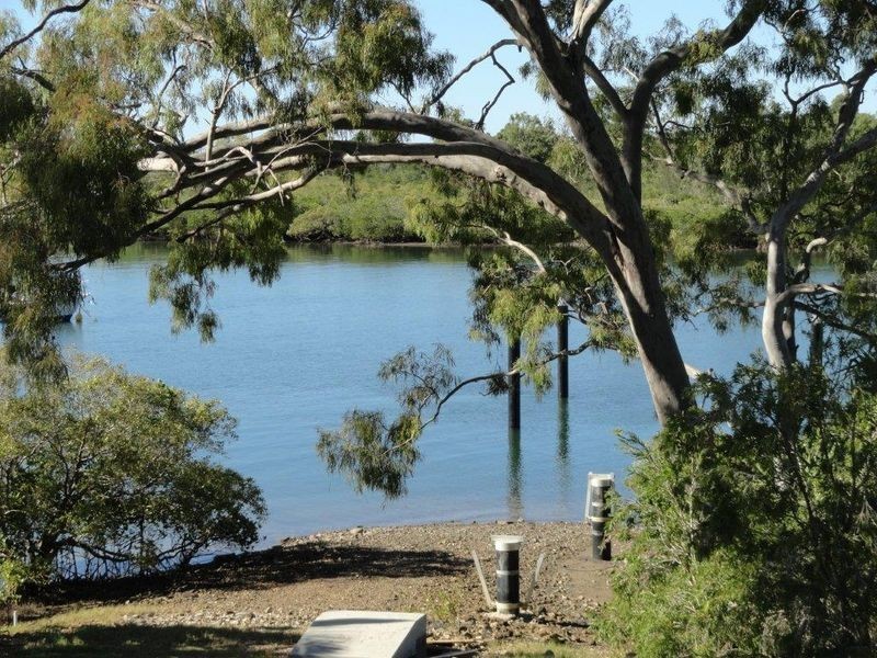 12/8A WYNDHAM AVENUE, Boyne Island QLD 4680