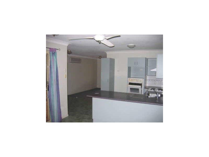 6 Cambridge Close, Tannum Sands QLD 4680