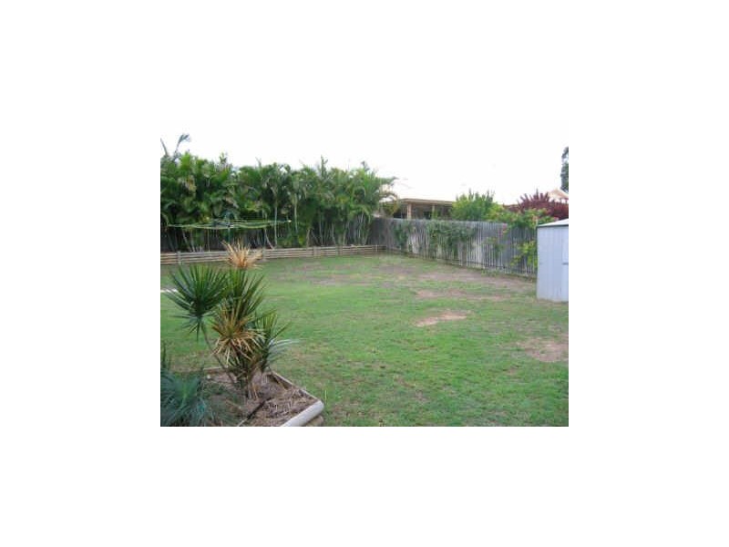 6 Cambridge Close, Tannum Sands QLD 4680