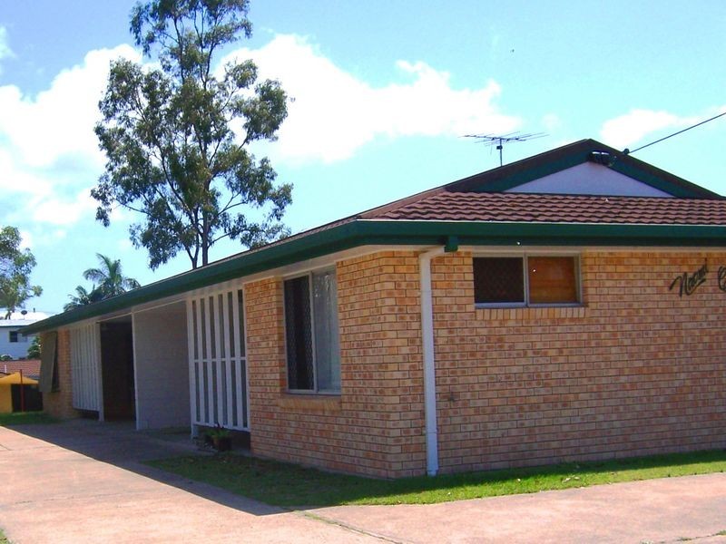 1/8 HAYES AVENUE, Boyne Island QLD 4680