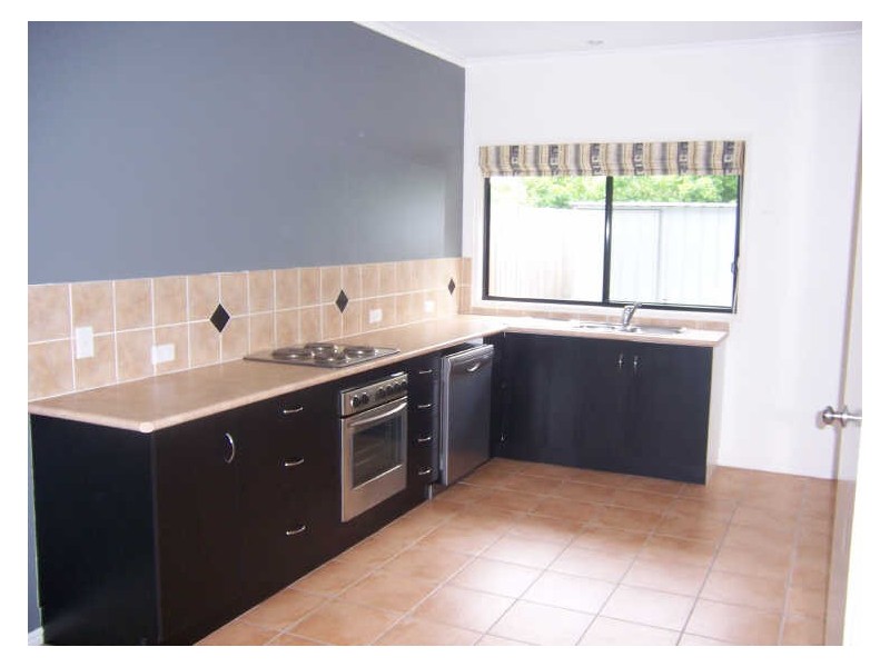 2/65 Langdon Street, Tannum Sands QLD 4680