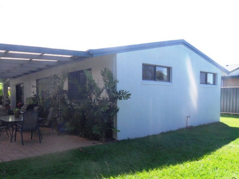 12 MADIGAN STREET, Tannum Sands QLD 4680