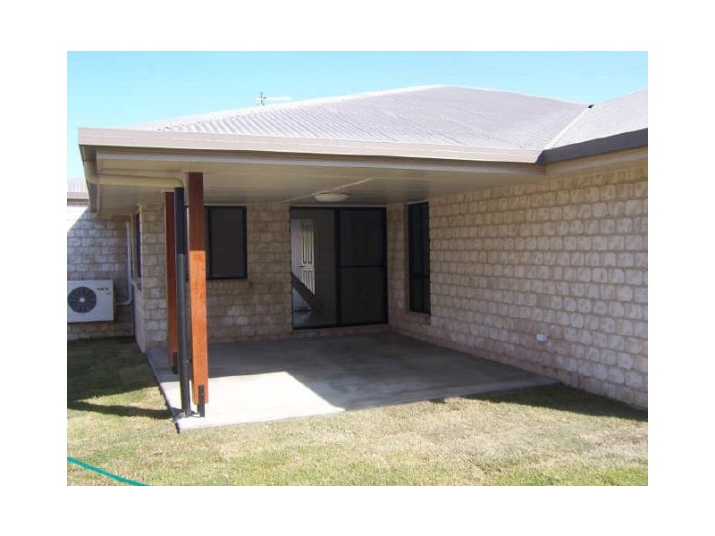 22 Lighthouse Drive, Boyne Island QLD 4680