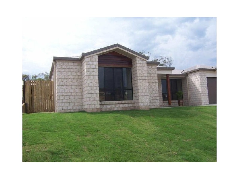 22 Lighthouse Drive, Boyne Island QLD 4680