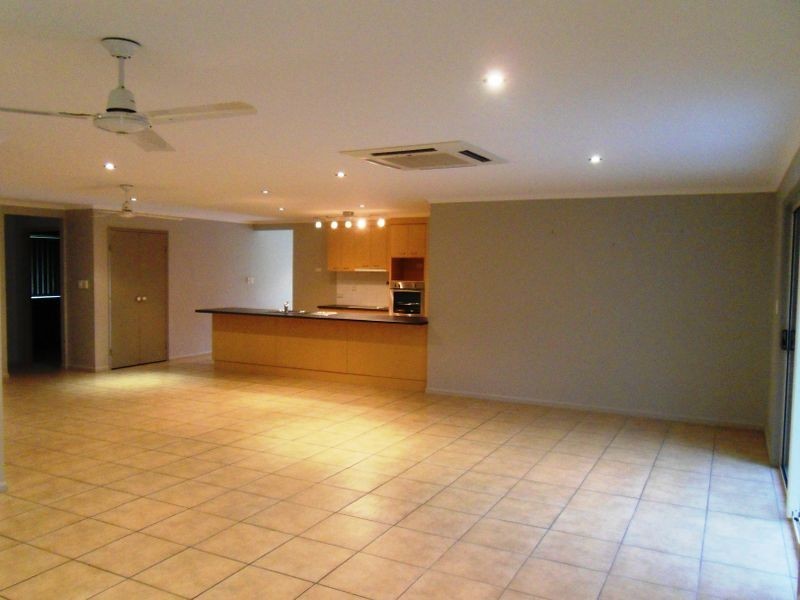 2 KARUMBA COURT, Tannum Sands QLD 4680