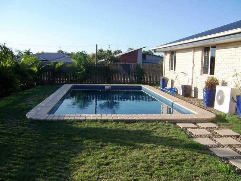 2 KARUMBA COURT, Tannum Sands QLD 4680