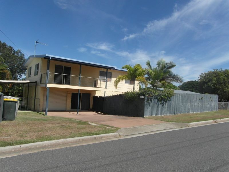 7 PLEASANT AVENUE, Tannum Sands QLD 4680